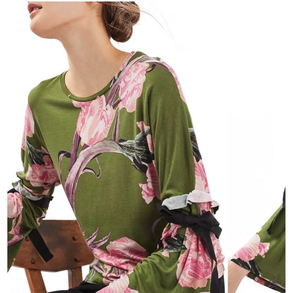 TOPSHOP Floral Long Sleeve Blouse